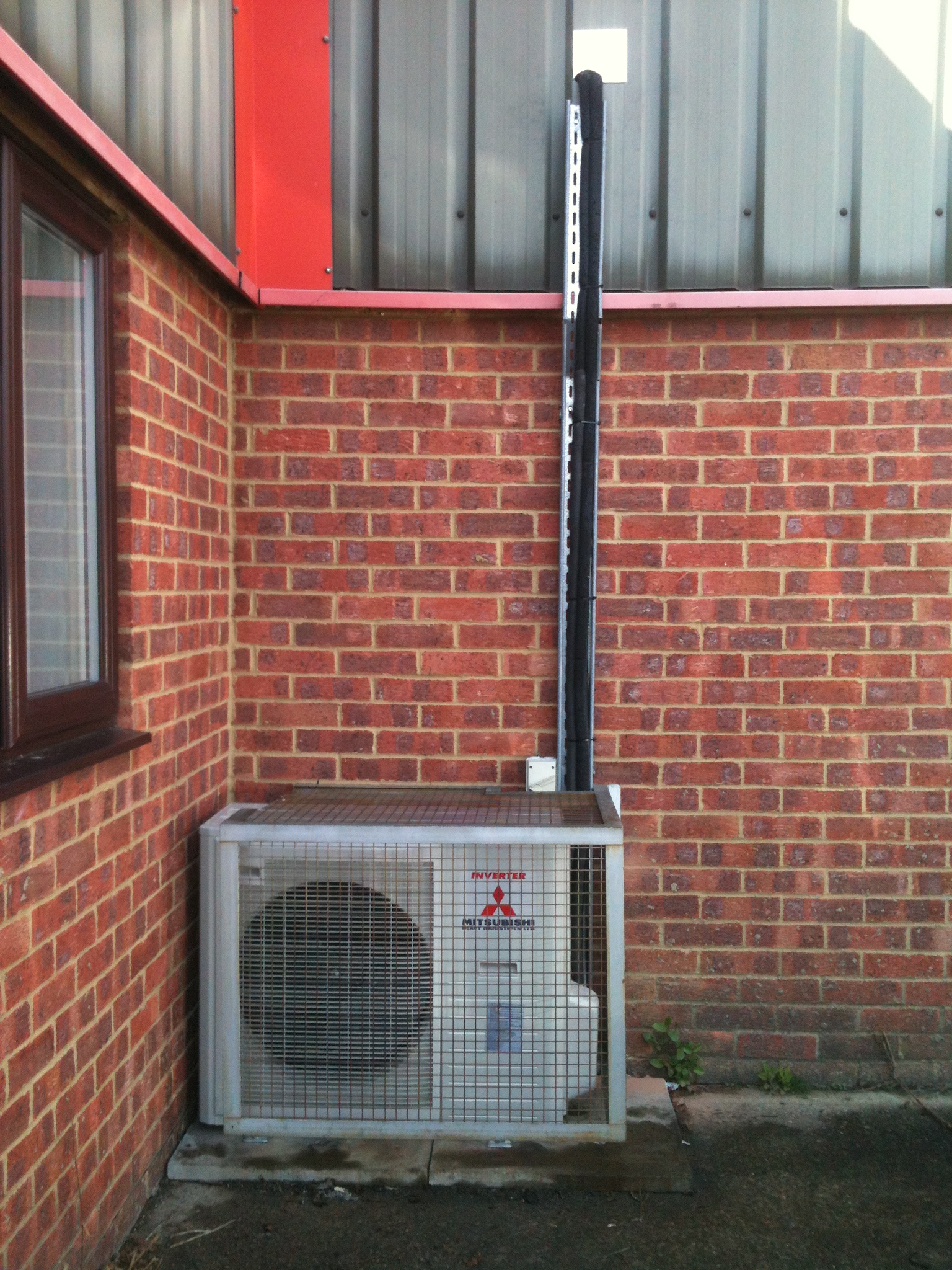 Server Room Air Conditioning At Fibrefab Haverhill Uk